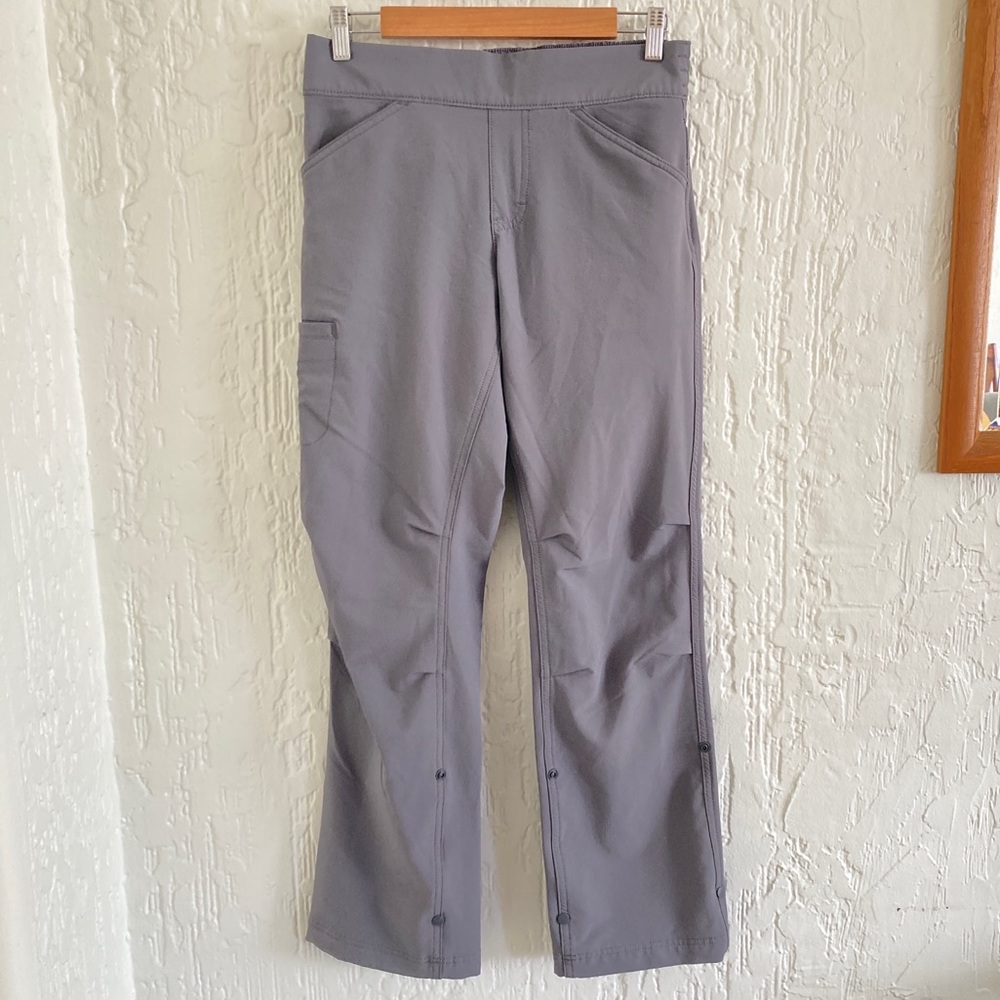 Dickies Gray Convertible Capri Pants Size 4